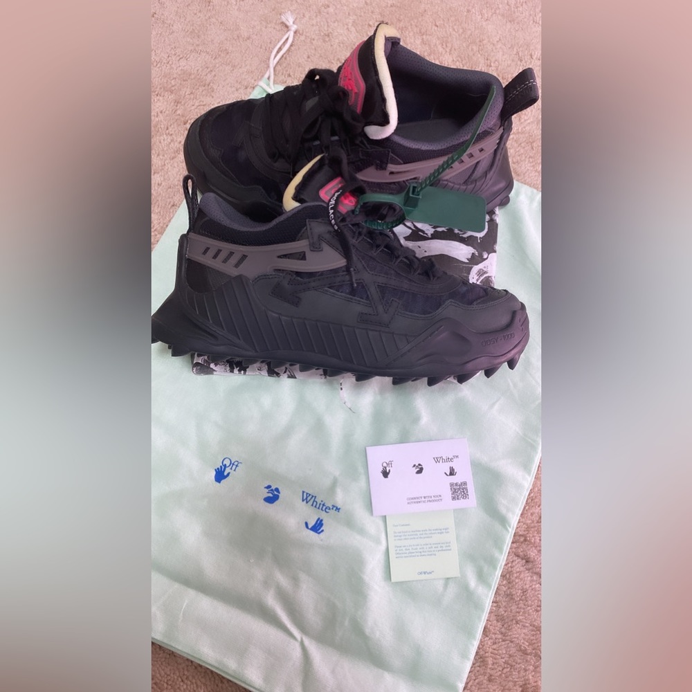 Off-White Black Odsy 1000